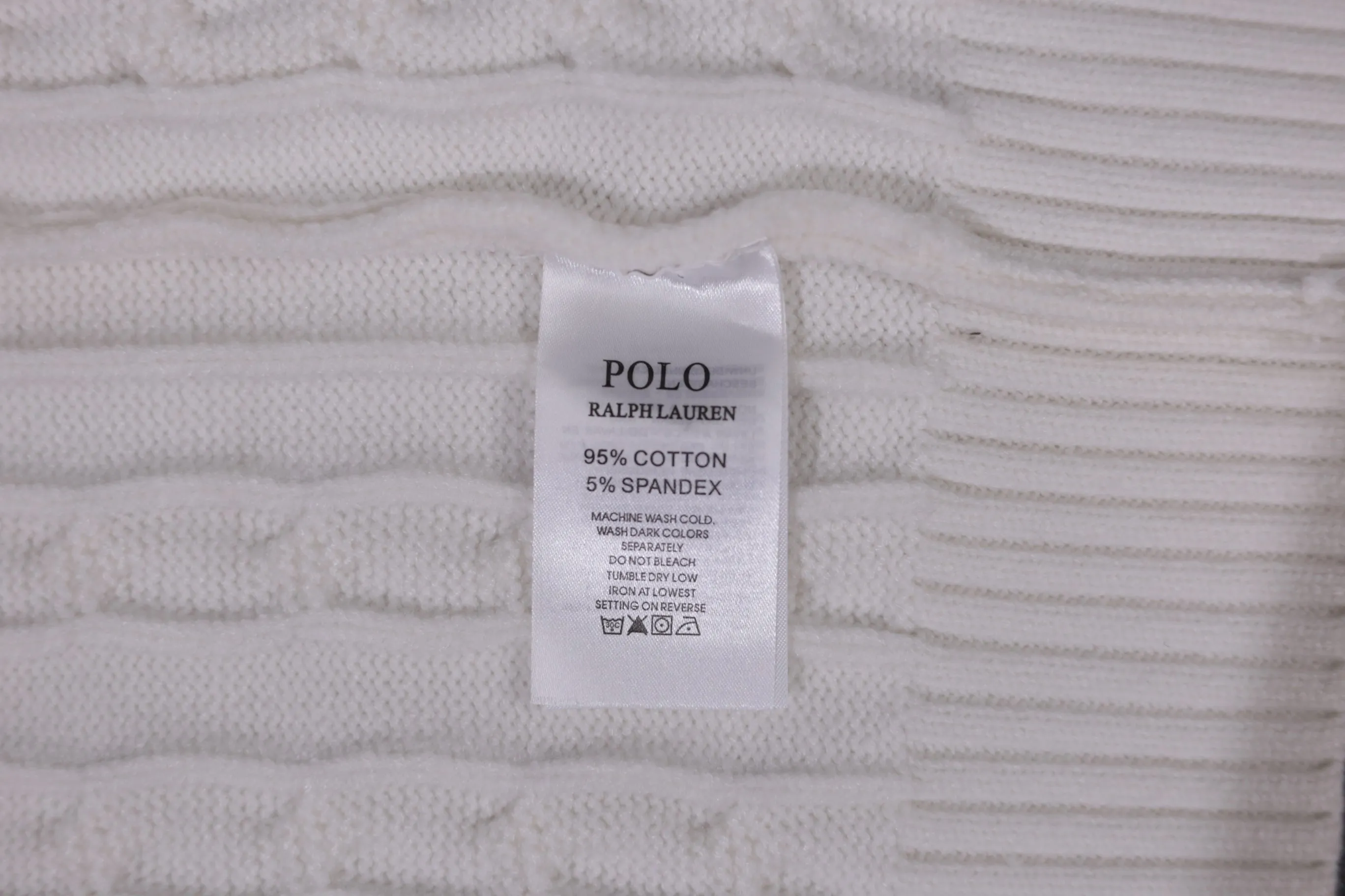 P300 Style No. D07) The top version on the market in 2025 Ralph Lauren #ootddailywear #Autumn and winter sweater #Knitted sweater outfit #ralph lauren sweater #Can be worn by both men and women [Star R] Finally waited until the Ralph men’s twist sweater half-zip bra top was put on and it’s finally here! The hottest half-zip sweater! Limited editions every year, there won’t be many models in the store! Ralph Lauren Men's Half-Zip Twist Sweater [Fire R] The shape is really nice. It can be worn alone or as a jacket. It can be worn inside or outside, or it can be worn inside with a shirt ~ 100% pure cotton #Practical Wear Colors: off-white, navy blue, khaki, gray, size S to XL